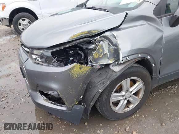 2020 Chevrolet Trax LS с VIN 3GNCJNSB4LL134675, выставлен на аукционе IAAI как лот 42818612 с пробегом 89 696 миль миль и . История ставок и продаж доступна на DreamBid. Изображение 6.