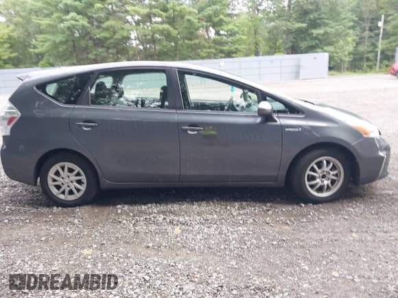 2012 Toyota Prius Two z VIN JTDZN3EU8C3057247, wystawiony jako IAAI lot #42992172 z przebiegiem 166 941 mil mil oraz . Historia ofert i sprzedaży dostępna na DreamBid. Obrazek 13.