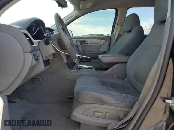 2016 Chevrolet Traverse LS с VIN 1GNKRFKD2GJ145960, выставлен на аукционе Copart как лот 81696635 с пробегом 195 532 миль миль и Списание • Salvage title. История ставок и продаж доступна на DreamBid. Изображение 7.