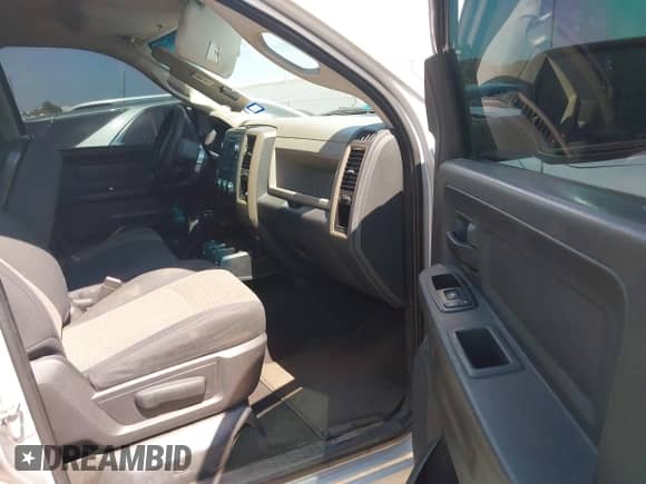 2012 Ram 1500 Express с VIN 1C6RD6FT8CS157162, выставлен на аукционе IAAI как лот 43098172 с пробегом 265 807 миль миль и . История ставок и продаж доступна на DreamBid. Изображение 5.