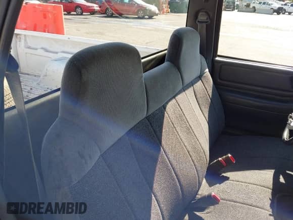 1995 Chevrolet S-10 with VIN 1GCCS1449S8232191, listed as a IAAI auction lot 42696740 with 101,072 mi miles and . Bid and sale history available at DreamBid. Image 8.