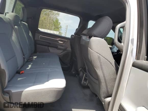 2021 Ram 1500 Big Horn z VIN 1C6RREFT1MN660589, wystawiony jako Copart lot #53296115 z przebiegiem 73 354 mil mil oraz Nie do naprawy • Non repairable. Historia ofert i sprzedaży dostępna na DreamBid. Obrazek 10.