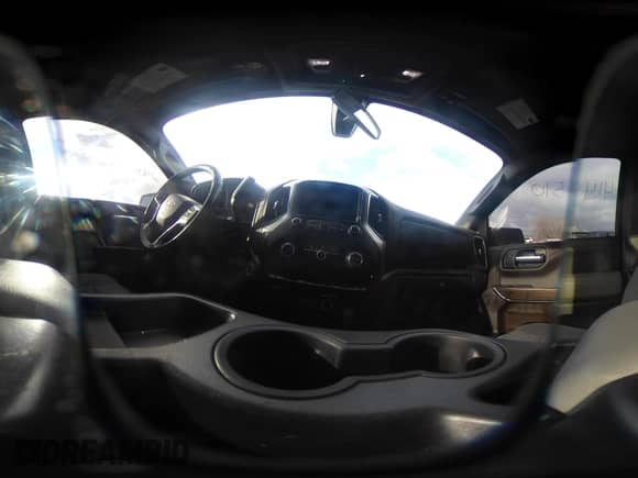 2020 Chevrolet Silverado 1500 LT с VIN 1GCUYDED6LZ302762, выставлен на аукционе IAAI как лот 41402510 с пробегом 150 000 миль миль и . История ставок и продаж доступна на DreamBid. Изображение 19.