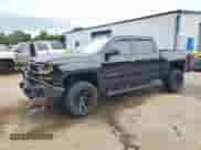 2017 Chevrolet Silverado 1500 LT z VIN 3GCUKREC0HG197682, wystawiony jako Copart lot #65064235 z przebiegiem 179 359 mil mil oraz Nie do naprawy • Non repairable. Historia ofert i sprzedaży dostępna na DreamBid. Obrazek 1.