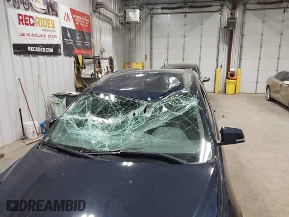 2010 Chevrolet Traverse 1LT with VIN 1GNLVFED7AS111140, listed as a IAAI auction lot 42988266 with 101,954 mi miles and . Bid and sale history available at DreamBid. Image 6.