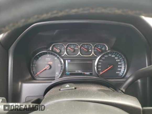 2017 GMC Sierra 1500 SLE z VIN 1GTR1MECXHZ338866, wystawiony jako Copart lot #77050163 z przebiegiem 51 798 mil mil oraz Czysty tytuł • Clean title. Historia ofert i sprzedaży dostępna na DreamBid. Obrazek 9.