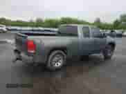 2011 GMC Sierra 1500 SL z VIN 1GTR2UEA4BZ230407, wystawiony jako Copart lot #56701755 z przebiegiem 150 249 mil mil oraz Szkoda całkowita • Salvage title. Historia ofert i sprzedaży dostępna na DreamBid. Obrazek 3.