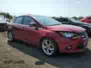 2013 Ford Focus Titanium with VIN 1FADP3N25DL150818, listed as a Copart auction lot 71952545 with 105,538 mi miles and Clean title. Bid and sale history available at DreamBid. Image 4.