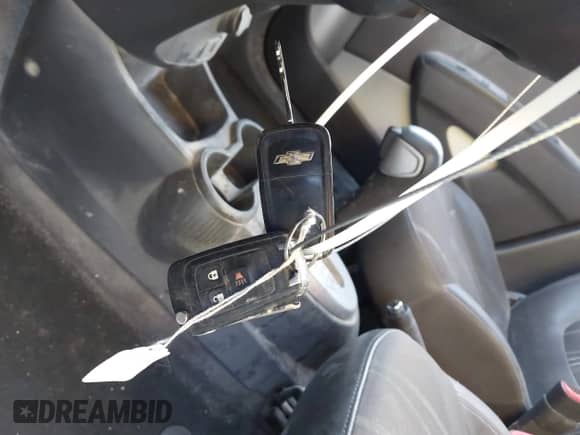 2015 Chevrolet Spark LT z VIN KL8CD6S93FC715984, wystawiony jako IAAI lot #43454315 z przebiegiem 111 126 mil mil oraz . Historia ofert i sprzedaży dostępna na DreamBid. Obrazek 11.