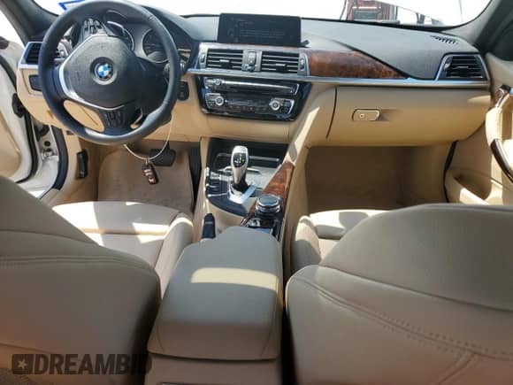 2016 BMW 3 Series 328i с VIN WBA8E9G53GNT45446, выставлен на аукционе Copart как лот 68040445 с пробегом 50 702 миль миль и Списание • Salvage title. История ставок и продаж доступна на DreamBid. Изображение 8.