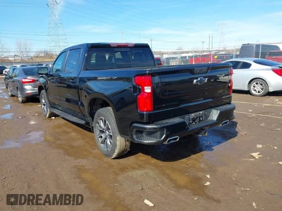 2022 Chevrolet Silverado 1500 RST z VIN 3GCUDEET1NG534651, wystawiony jako IAAI lot #41698902 z przebiegiem 44 823 mil mil oraz . Historia ofert i sprzedaży dostępna na DreamBid. Obrazek 3.