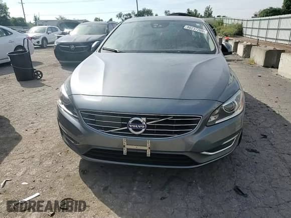 2017 Volvo S60 Inscription Platinum z VIN LYV402TM8HB143000, wystawiony jako Copart lot #80237205 z przebiegiem 72 098 mil mil oraz Szkoda całkowita • Salvage title. Historia ofert i sprzedaży dostępna na DreamBid. Obrazek 13.