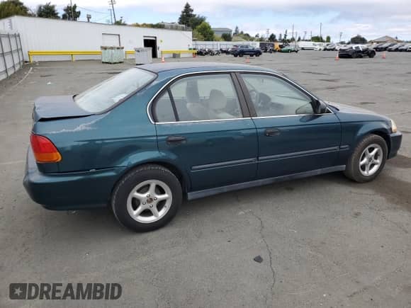 1996 Honda Civic z VIN 2HGEJ6503TH553208, wystawiony jako Copart lot #66165435 z przebiegiem 106 446 mil mil oraz Szkoda całkowita • Salvage title. Historia ofert i sprzedaży dostępna na DreamBid. Obrazek 3.