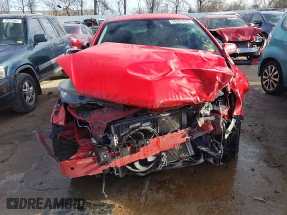 2008 Saturn Astra XE with VIN W08AR671X85040735, listed as a Copart auction lot 79357473 with 178,239 mi miles and Salvage title. Bid and sale history available at DreamBid. Image 5.
