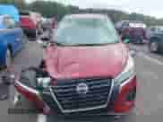 2024 Nissan Kicks SR z VIN 3N1CP5DV3RL523527, wystawiony jako IAAI lot #43208172 z przebiegiem 25 757 mil mil oraz . Historia ofert i sprzedaży dostępna na DreamBid. Obrazek 13.