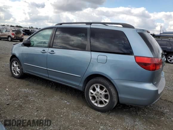 2005 Toyota Sienna LE with VIN 5TDBA23C05S032202, listed as a Copart auction lot 86481275 with 214,786 mi miles and Salvage title. Bid and sale history available at DreamBid. Image 2.