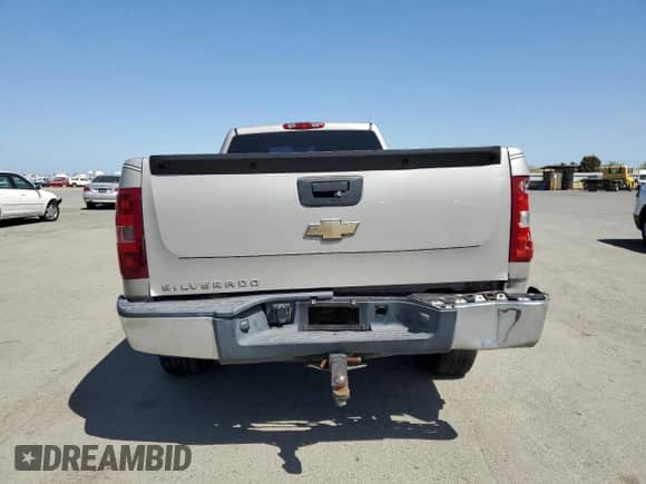2009 Chevrolet Silverado 1500 Work Truck with VIN 1GCEC14X39Z180593, listed as a Copart auction lot 53874505 with 175,752 mi miles and Salvage title. Bid and sale history available at DreamBid. Image 6.