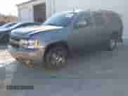 2011 Chevrolet Suburban LT z VIN 1GNSCJE09BR344091, wystawiony jako IAAI lot #41605909 z przebiegiem 312 559 mil mil oraz . Historia ofert i sprzedaży dostępna na DreamBid. Obrazek 17.