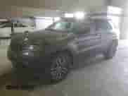 2018 Jeep Grand Cherokee Trailhawk с VIN 1C4RJFLT5JC105095, выставлен на аукционе Copart как лот 62488195 с пробегом 107 593 миль миль и Списание • Salvage title. История ставок и продаж доступна на DreamBid. Изображение 1.