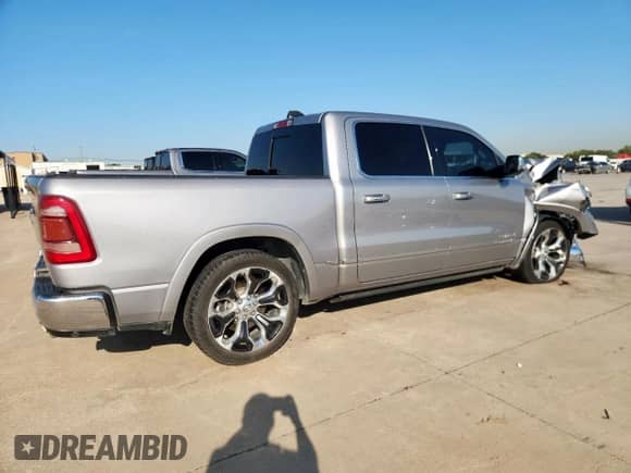 2019 Ram 1500 Limited z VIN 1C6RREHT9KN847749, wystawiony jako Copart lot #84000025 z przebiegiem 122 325 mil mil oraz Szkoda całkowita • Salvage title. Historia ofert i sprzedaży dostępna na DreamBid. Obrazek 3.