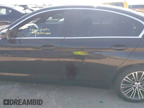 2019 BMW 5 Series 530i с VIN WBAJA5C56KBX87241, выставлен на аукционе IAAI как лот 42895525 с пробегом 60 349 миль миль и . История ставок и продаж доступна на DreamBid. Изображение 14.