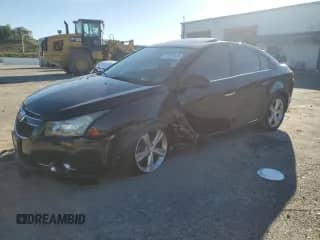 2014 Chevrolet Cruze 2LT с VIN 1G1PE5SB8E7359003, выставлен на аукционе Copart как лот 85521645 с пробегом 146 468 миль миль и На запчасти • Non repairable. История ставок и продаж доступна на DreamBid. Изображение 1.