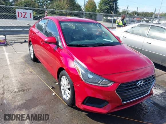 2018 Hyundai Accent SE z VIN 3KPC24A36JE011312, wystawiony jako IAAI lot #43368624 z przebiegiem 188 982 mil mil oraz . Historia ofert i sprzedaży dostępna na DreamBid. Obrazek 1.