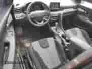 2019 Hyundai Veloster 2.0 z VIN KMHTG6AF8KU006554, wystawiony jako Copart lot #79836623 z przebiegiem 92 283 mil mil oraz . Historia ofert i sprzedaży dostępna na DreamBid. Obrazek 8.