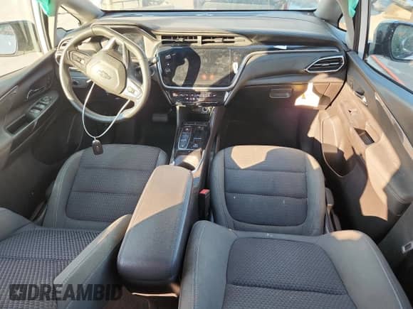 2023 Chevrolet Bolt EV 1LT с VIN 1G1FW6S08P4109858, выставлен на аукционе Copart как лот 71793885 с пробегом 37 701 миль миль и Списание • Salvage title. История ставок и продаж доступна на DreamBid. Изображение 8.