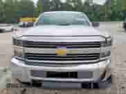 2016 Chevrolet Silverado 2500HD Work Truck z VIN 1GC0CUEG9GZ426232, wystawiony jako Copart lot #70113645 z przebiegiem 163 573 mil mil oraz Czysty tytuł • Clean title. Historia ofert i sprzedaży dostępna na DreamBid. Obrazek 5.
