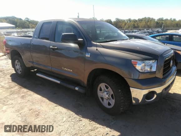 2007 Toyota Tundra SR5 с VIN 5TBRT54117S450030, выставлен на аукционе IAAI как лот 43374640 с пробегом Не указан миль и . История ставок и продаж доступна на DreamBid. Изображение 1.