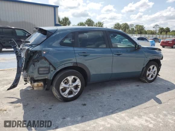 2024 Honda HR-V LX with VIN 3CZRZ2H36RM750661, listed as a Copart auction lot 47624695 with 15,074 mi miles and Non repairable. Bid and sale history available at DreamBid. Image 3.
