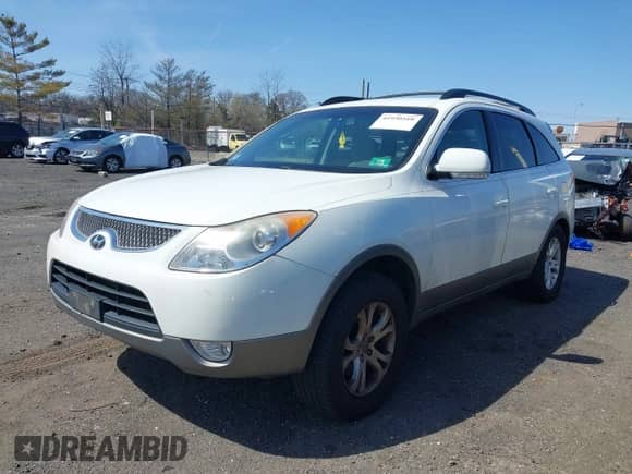 2011 Hyundai Veracruz GLS с VIN KM8NUDCC2BU170892, выставлен на аукционе IAAI как лот 41930168 с пробегом 113 599 миль миль и . История ставок и продаж доступна на DreamBid. Изображение 17.