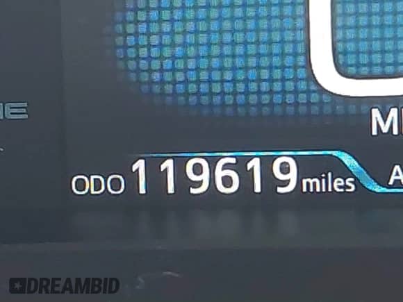 2018 Toyota Prius Plus z VIN JTDKARFP6J3073923, wystawiony jako IAAI lot #42580231 z przebiegiem 119 619 mil mil oraz . Historia ofert i sprzedaży dostępna na DreamBid. Obrazek 16.