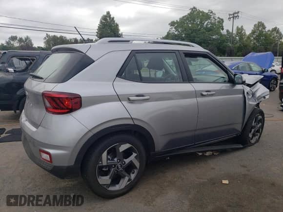 2024 Hyundai Venue SEL с VIN KMHRC8A34RU318310, выставлен на аукционе Copart как лот 69628794 с пробегом 5 467 миль миль и Списание • Salvage title. История ставок и продаж доступна на DreamBid. Изображение 3.