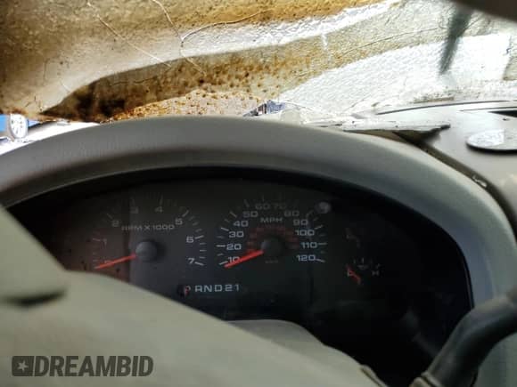 2008 Ford F-150 XLT с VIN 1FTPX14V98FA60308, выставлен на аукционе Copart как лот 81488715 с пробегом Не указан миль и Чистый • Clean title. История ставок и продаж доступна на DreamBid. Изображение 9.