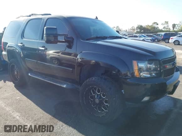 2007 Chevrolet Tahoe LT z VIN 1GNFC13047R321281, wystawiony jako IAAI lot #43143487 z przebiegiem 139 878 mil mil oraz . Historia ofert i sprzedaży dostępna na DreamBid. Obrazek 1.