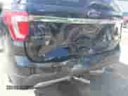 2017 Ford Explorer Limited с VIN 1FM5K8F8XHGB88357, выставлен на аукционе IAAI как лот 43136142 с пробегом 157 284 миль миль и . История ставок и продаж доступна на DreamBid. Изображение 6.