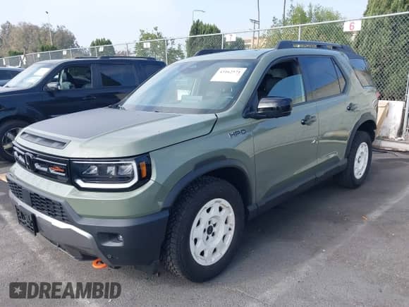 2026 Honda Passport TrailSport Elite с VIN 5FNYF9H84TB010309, выставлен на аукционе IAAI как лот 43162571 с пробегом 2 717 миль миль и . История ставок и продаж доступна на DreamBid. Изображение 2.