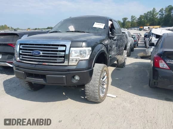 2014 Ford F-150 XL с VIN 1FTFW1CT7EFB57209, выставлен на аукционе IAAI как лот 43202030 с пробегом 136 438 миль миль и . История ставок и продаж доступна на DreamBid. Изображение 17.