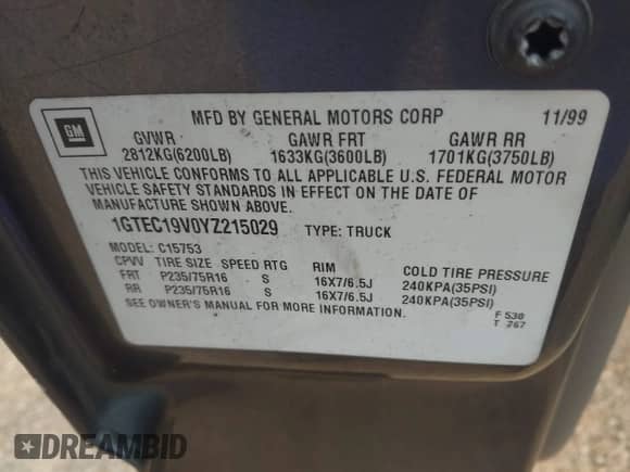 2000 GMC Sierra 1500 SLE with VIN 1GTEC19V0YZ215029, listed as a IAAI auction lot 42897673 with 276,882 mi miles and . Bid and sale history available at DreamBid. Image 9.