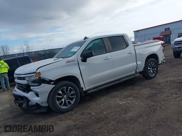 2022 Chevrolet Silverado 1500 RST z VIN 3GCUDEET5NG690627, wystawiony jako IAAI lot #41832932 z przebiegiem 39 435 mil mil oraz . Historia ofert i sprzedaży dostępna na DreamBid. Obrazek 17.