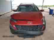 2023 Hyundai Kona SEL с VIN KM8K62ABXPU019933, выставлен на аукционе Copart как лот 70951245 с пробегом 28 460 миль миль и Списание • Salvage title. История ставок и продаж доступна на DreamBid. Изображение 5.