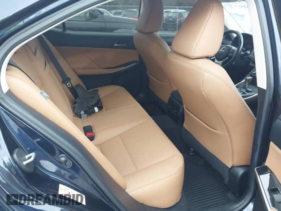 2018 Lexus IS 300 z VIN JTHC81D25J5033053, wystawiony jako IAAI lot #40852465 z przebiegiem 77 892 mil mil oraz . Historia ofert i sprzedaży dostępna na DreamBid. Obrazek 8.