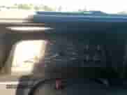 1998 Chevrolet Tahoe с VIN 1GNEC13R3WJ321117, выставлен на аукционе Copart как лот 49324525 с пробегом 1 548 503 миль миль и Списание • Salvage title. История ставок и продаж доступна на DreamBid. Изображение 9.