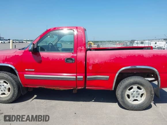 1999 Chevrolet Silverado 1500 LS with VIN 1GCEK14T6XZ213387, listed as a IAAI auction lot 42790106 with 136,554 mi miles and . Bid and sale history available at DreamBid. Image 6.