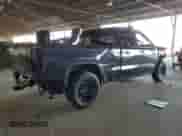 2022 GMC Sierra 1500 Elevation with VIN 1GTRHCEK4NZ517395, listed as a Copart auction lot 70780475 with 45,311 mi miles and Salvage title. Bid and sale history available at DreamBid. Image 3.