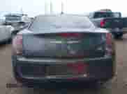 2014 Chrysler 300 S с VIN 2C3CCABGXEH250776, выставлен на аукционе IAAI как лот 42502020 с пробегом 95 578 миль миль и . История ставок и продаж доступна на DreamBid. Изображение 16.