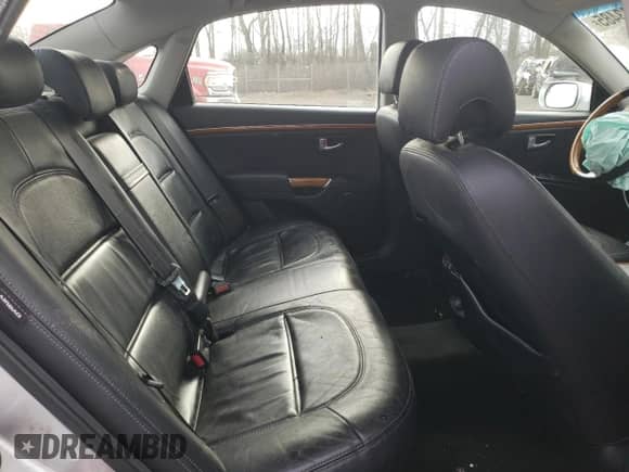 2008 Hyundai Azera Limited с VIN KMHFC46F58A318363, выставлен на аукционе Copart как лот 88803485 с пробегом 109 099 миль миль и Списание • Salvage title. История ставок и продаж доступна на DreamBid. Изображение 10.