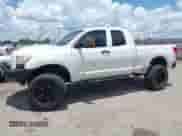 2012 Toyota Tundra с VIN 5TFUM5F19CX036283, выставлен на аукционе IAAI как лот 42566059 с пробегом 221 325 миль миль и . История ставок и продаж доступна на DreamBid. Изображение 14.
